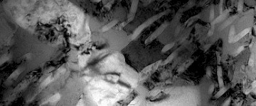 熱加工后鈦合金的透射組織照片分析